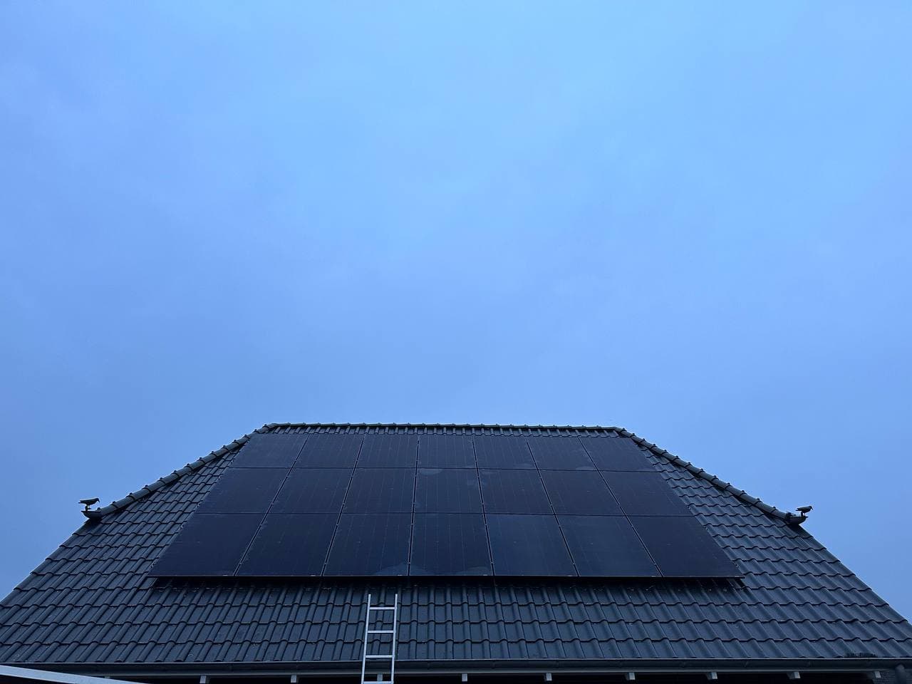 Profisolar-Team bei der Montage einer Privat-Solaranlage