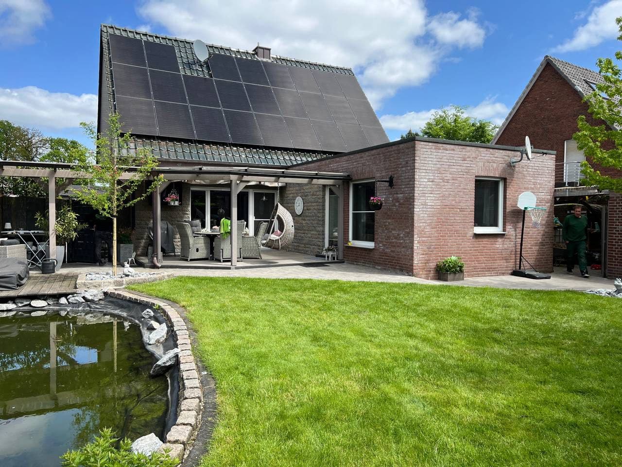 Freiland- und Agrar-Photovoltaikanlage von Profisolar Bau